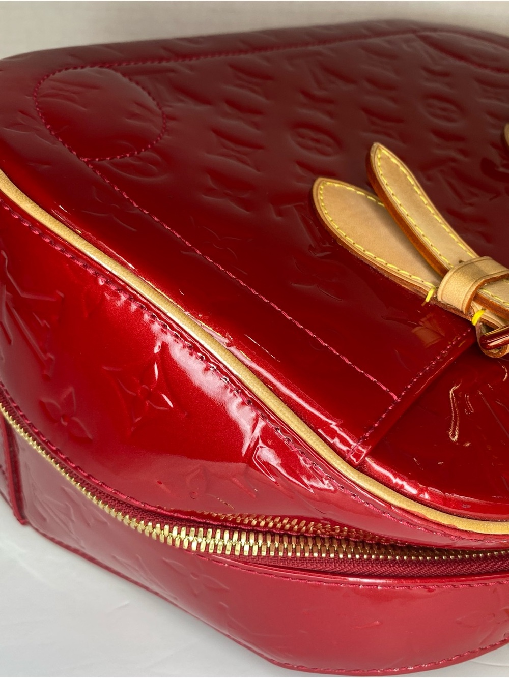 Louis Vuitton Summit Drive Red Vernis Satchel with Natural Leather Trim - Picture 8 of 12